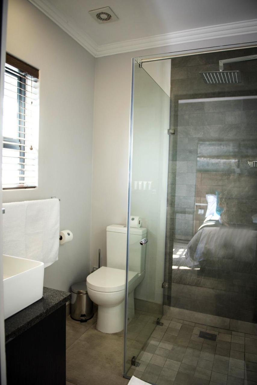 @Greys Guesthouse Блоемфонтейн Екстериор снимка