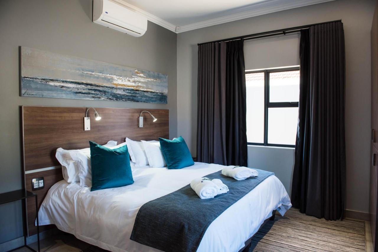 @Greys Guesthouse Блоемфонтейн Екстериор снимка