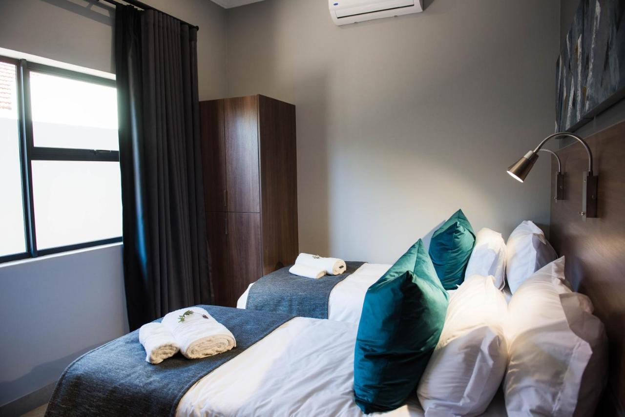 @Greys Guesthouse Блоемфонтейн Екстериор снимка