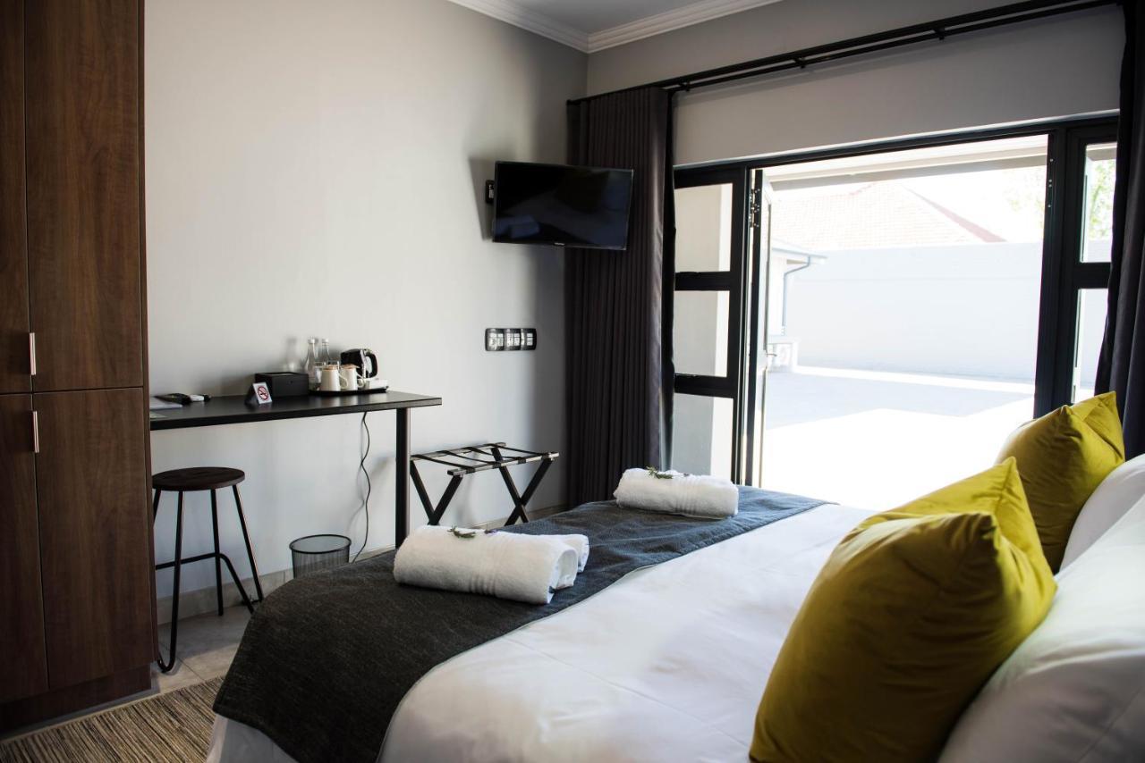 @Greys Guesthouse Блоемфонтейн Екстериор снимка